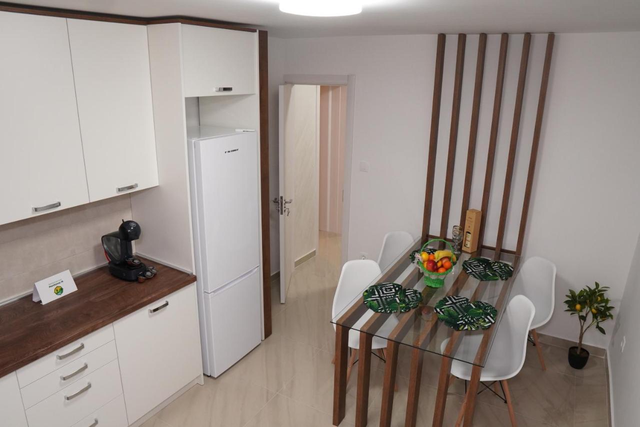 Apartments Manitovac M Nikšić 외부 사진