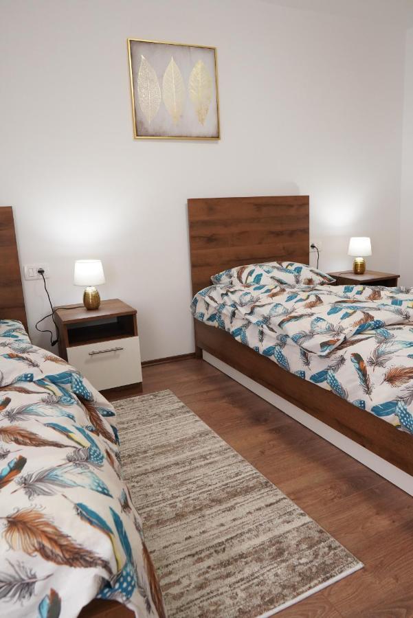 Apartments Manitovac M Nikšić 외부 사진