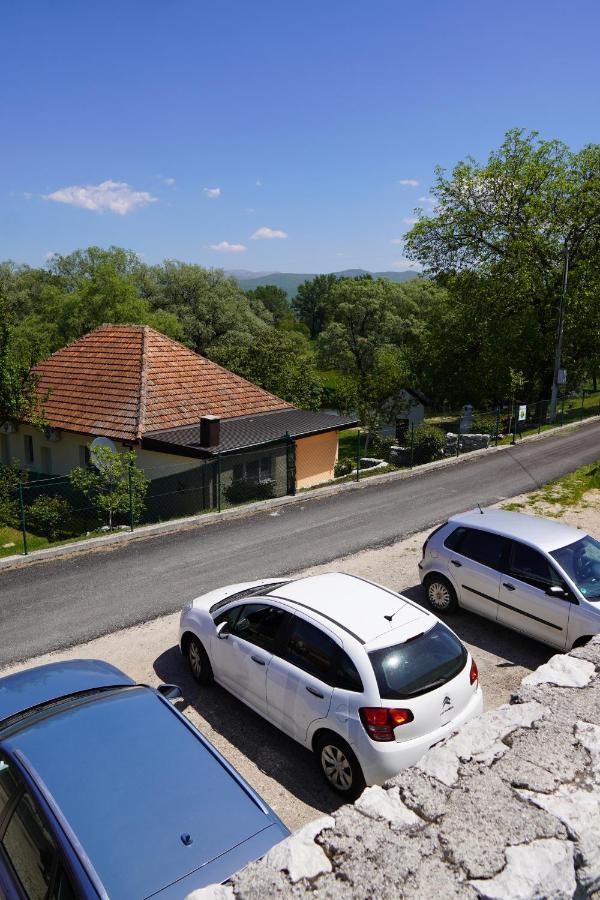 Apartments Manitovac M Nikšić 외부 사진